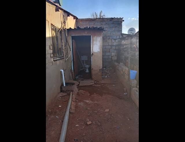 1 BEDROOM HOUSE FOR SALE IN ROODEKOP